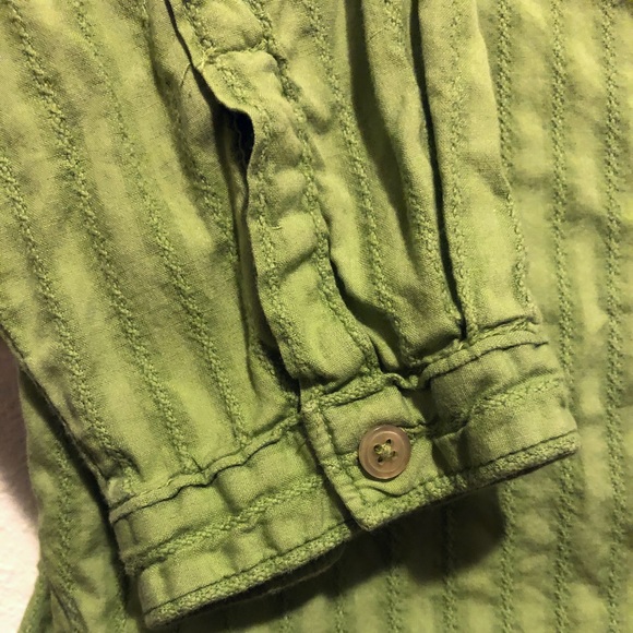 DONATED Blouse-Buttons, Textured Stripes-Fray Coll - Picture 4 of 9
